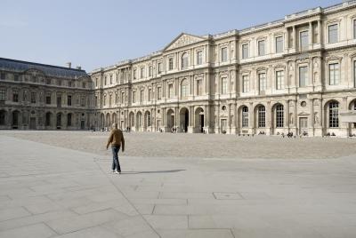 62 - La cour du Louvre