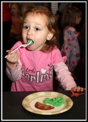 I'm eating green eggs, Mom!