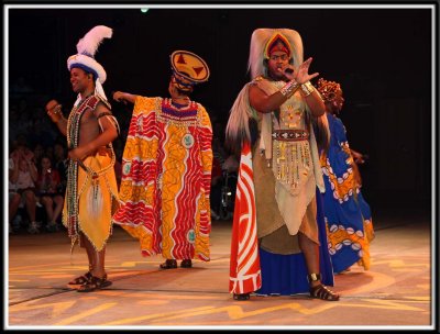 Singers in the Lion King Show