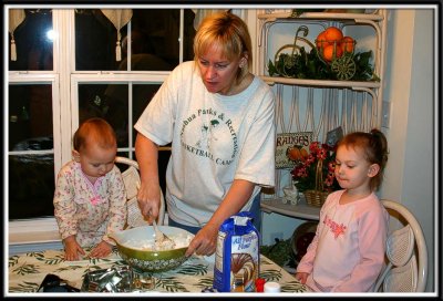 Nana and the girls make Christmas cookies! (Dec 7)