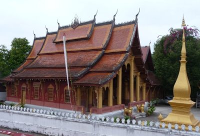 Wat Sensoukarahm, opposite Villa Senesouk