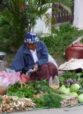 Vegetable seller, fresh produce market