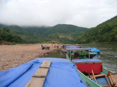 Boat landing, Muang Khua, early morning