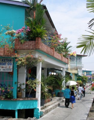 Main street, Pulau Ketam