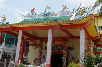 Temple with pescatorial theme, Pulau Ketam