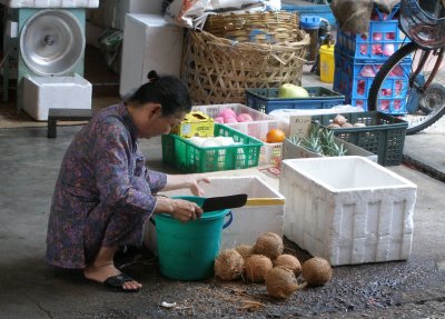 Hard-working grandmother, Pulau Ketam