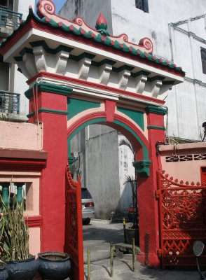 Gateway, Sin Sze Si Ya Temple