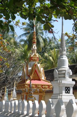 Shrine (or memorial), Wat Si Saket - Vientiane's oldest temple