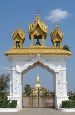 Gateway to Pha That Luang