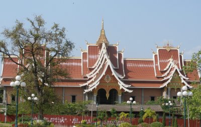 Building, Pha That Luang
