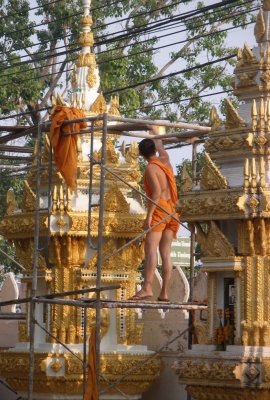 Monks patching up, Wat Chantabuli