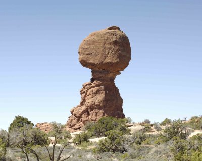 Balanced Rock-050410-Arches Natl Park, UT-#0344.jpg