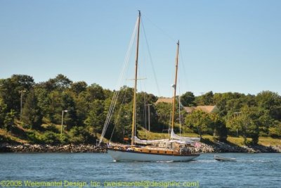 Boat in the Cape Cod Canal