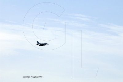 f-16 fly-by 1 sec/frame