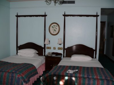 Norfolk Hotel room