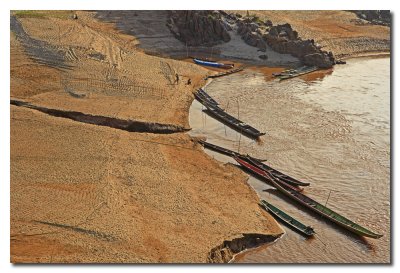 Orilla del rio Mekong  -  Mekong river bank