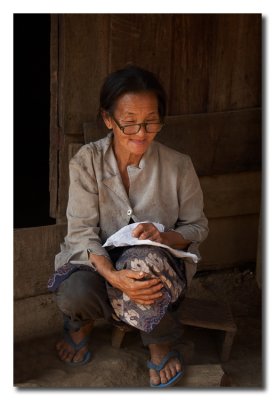 Laosiana de la minoria Mong  -  Mong minority eleder