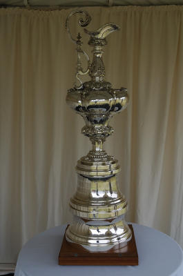Newport 6-2004 Yacht Racing-01.jpg