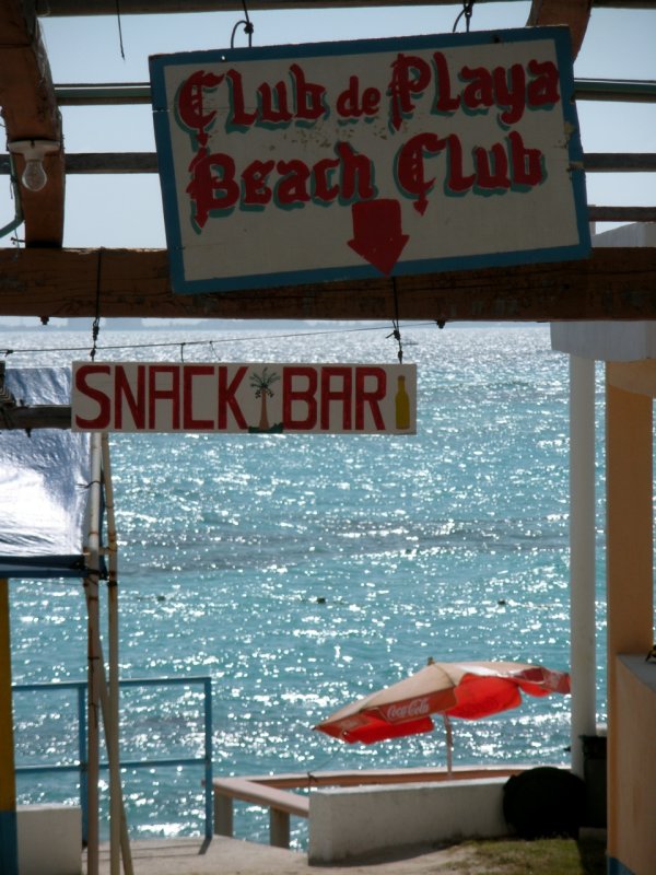 Garrafon Castillo Beach Club