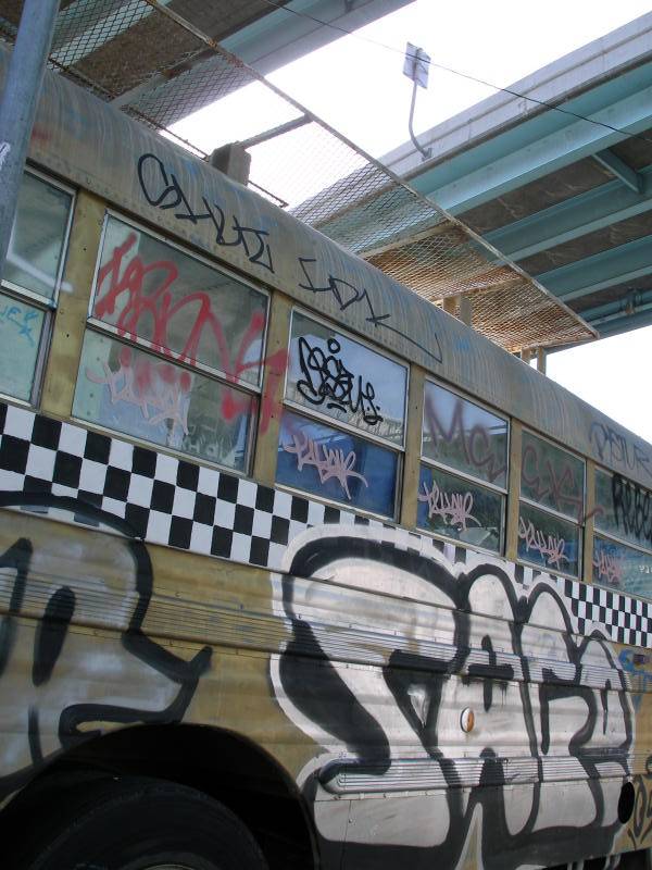 Central Freeway Living