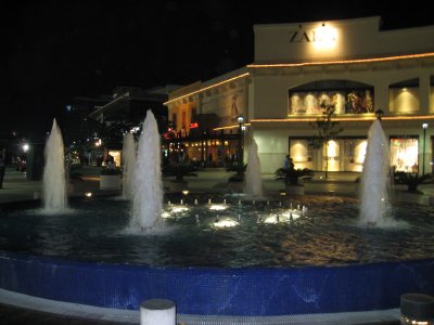 outdoor mall