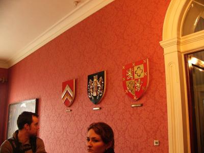 Dublin Castle - Presidential crests