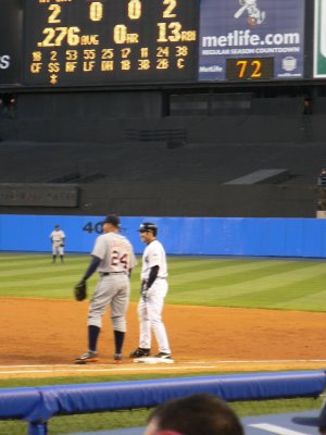 Cabrera holds Damon on at first after single to right