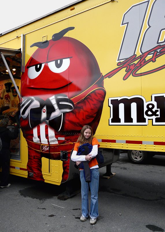 THE KYLE BUSCH MERCHANDISE TRAILER photo Bill McClung photos at