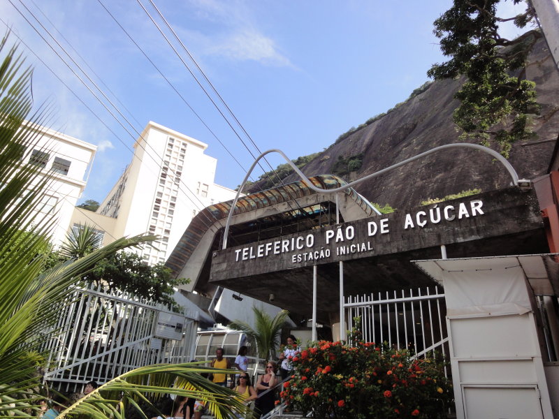 en route to sugar loaf mountain