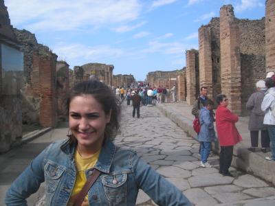 Katie in Pompei