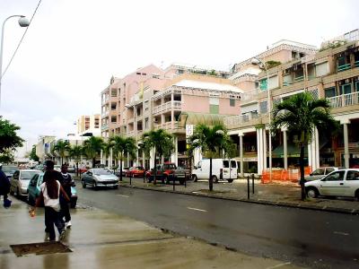 Boulevard Lgitimus under the rain