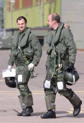 Crew1.jpg