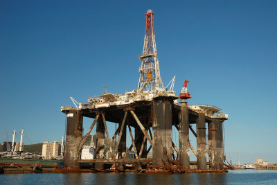 Oil Rig in Harbour