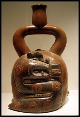 Sculpted bottle (Cupisnique 1250BC - 1AD)