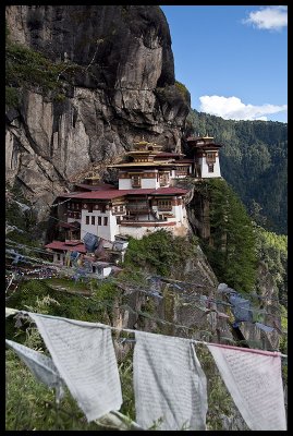 Approaching the monastery