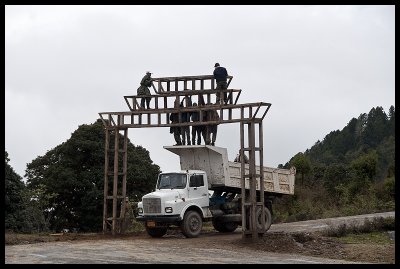 Constructing a new gate at Dochu La