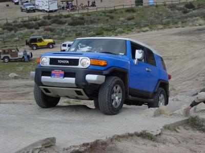  Nice and a week old FJ cruiser !!!