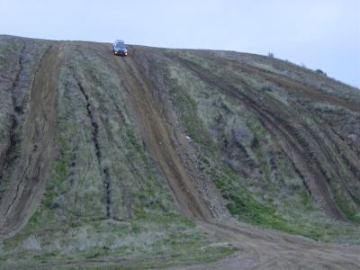  Leslie don't speed down this hill !!! How's the view ???