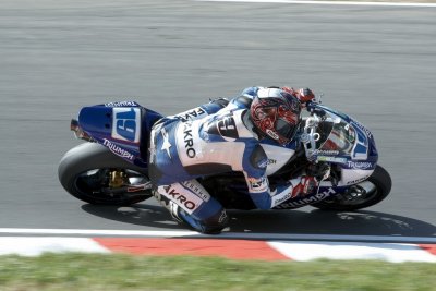 P Szkopek - Triumph 675