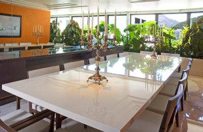 DinnerRoom1