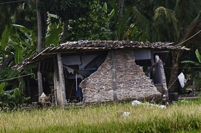 yogya, quake damage