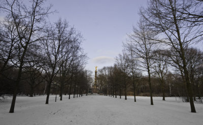 berlin, victory column - tiergarten park