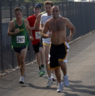 2006 Police Officer Chris Hoban 5 MIle Run