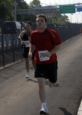 2006 Police Officer Chris Hoban 5 MIle Run