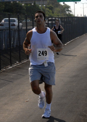 2006 Police Officer Chris Hoban 5 MIle Run