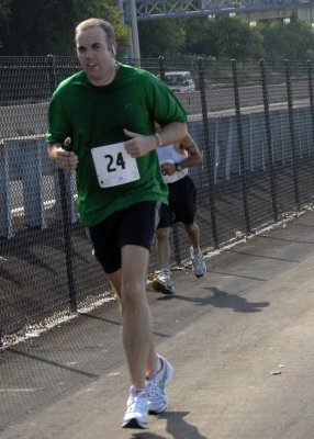 2006 Police Officer Chris Hoban 5 MIle Run