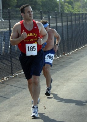 2006 Police Officer Chris Hoban 5 MIle Run