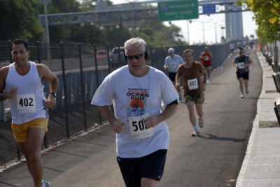 2006 Police Officer Chris Hoban 5 MIle Run