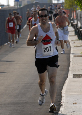 2006 Police Officer Chris Hoban 5 MIle Run