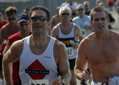 2006 Police Officer Chris Hoban 5 MIle Run